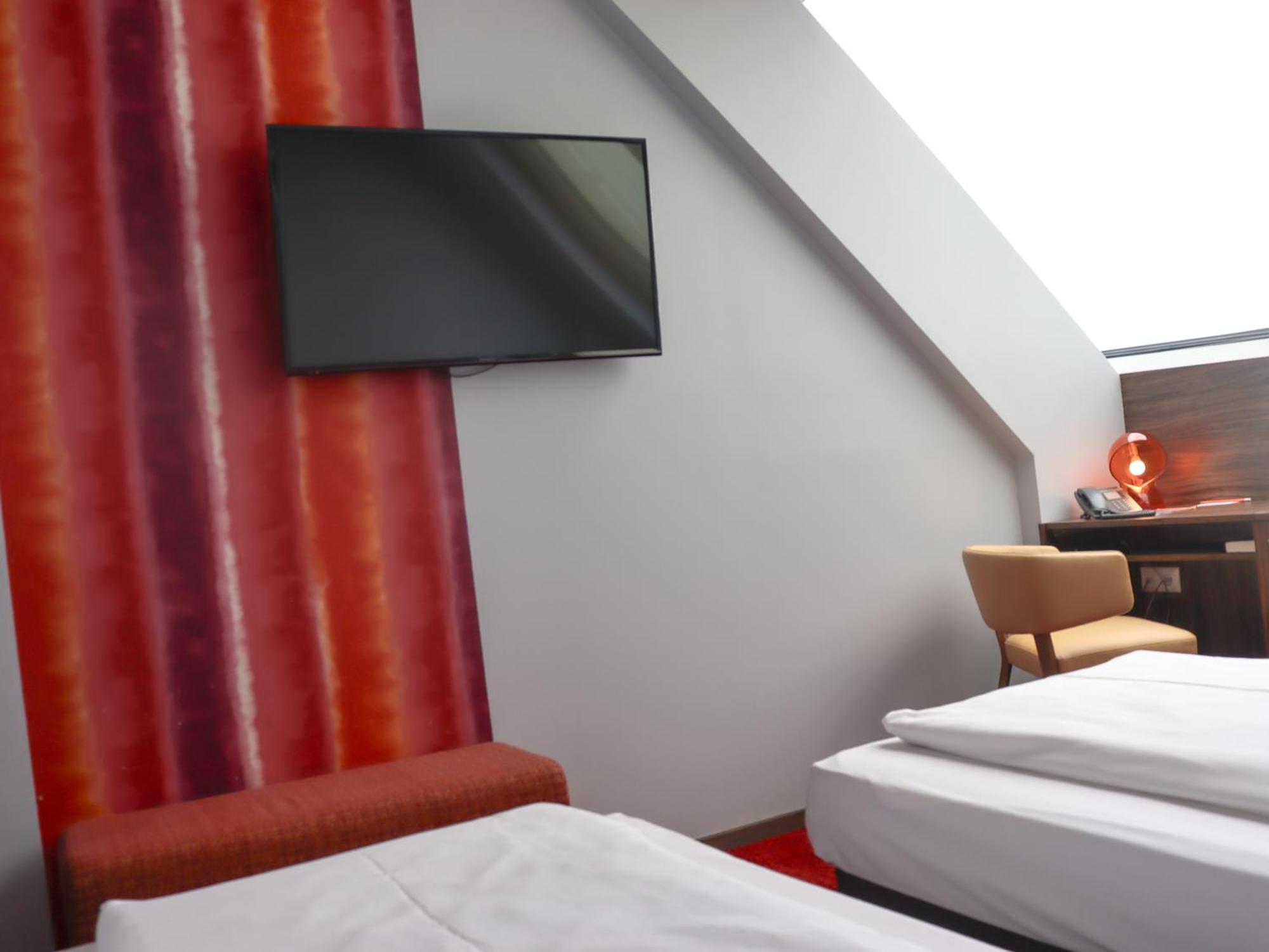 Simm'S Hotel - Cityhotel Next To Metro U3 Vienne Extérieur photo